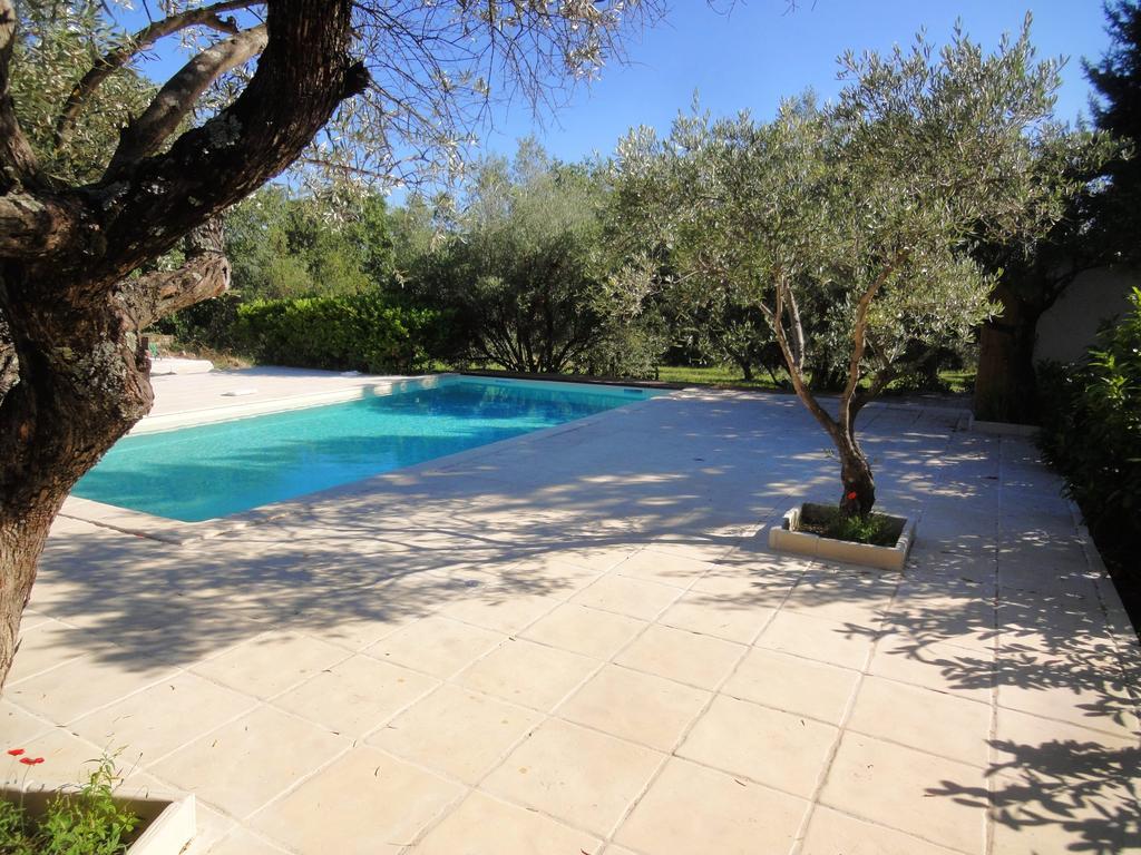 Apartament Les Olives Uzès Zewnętrze zdjęcie