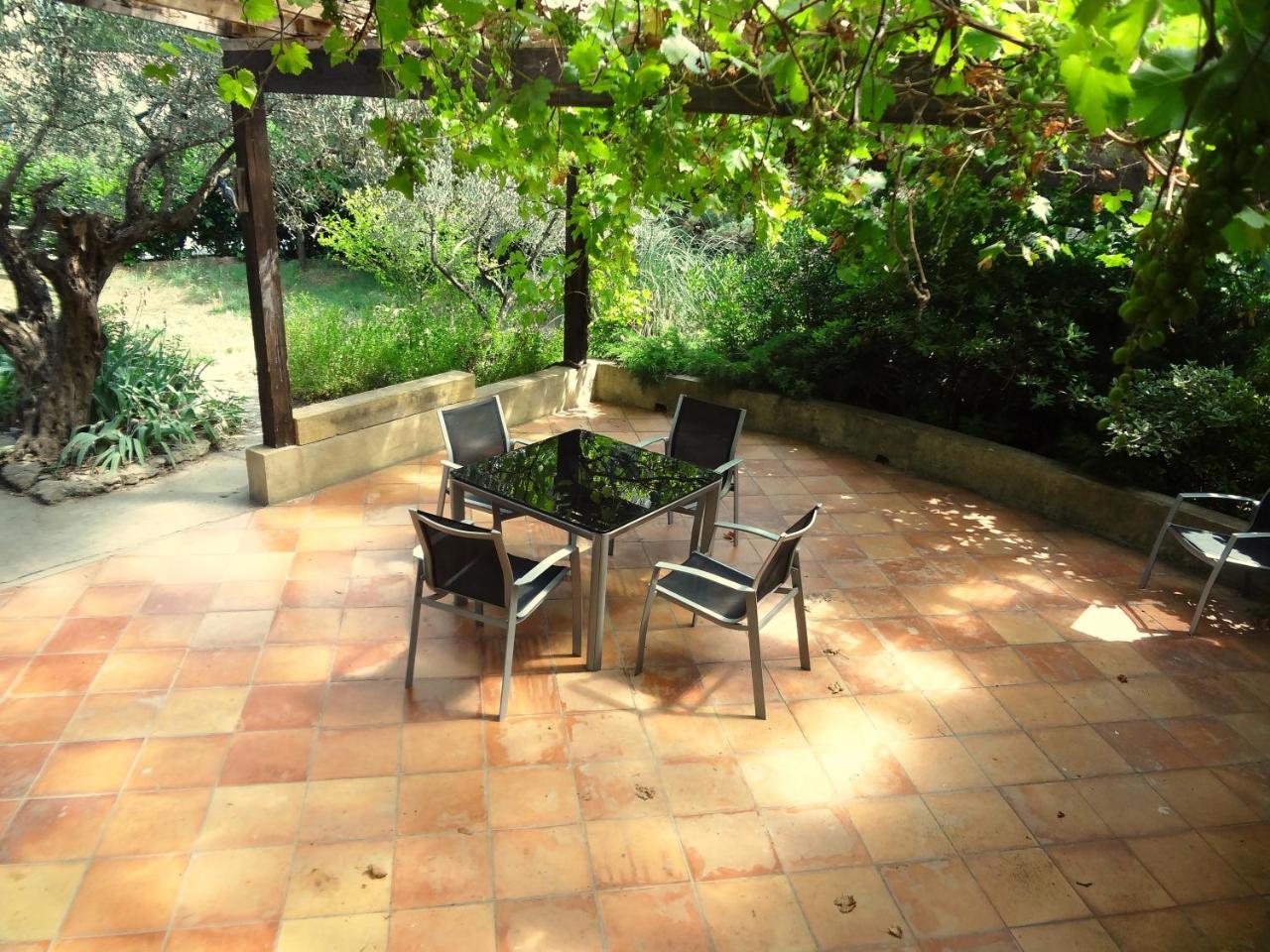 Apartament Les Olives Uzès Zewnętrze zdjęcie